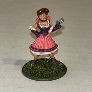 Ral Partha Warhammer Metal Painted Miniature Female Gunslinger Bombshell Barmaid